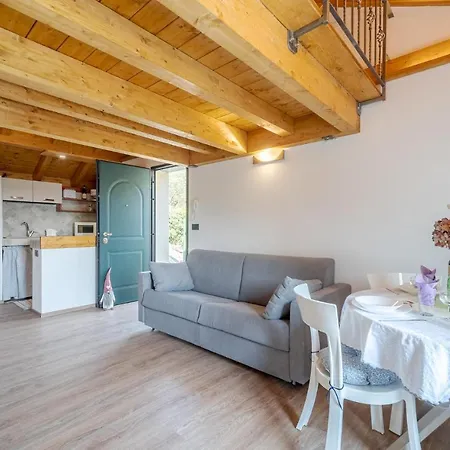 Amazing In With House Sea View *