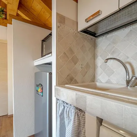 Amazing In With House Sea View Avegno