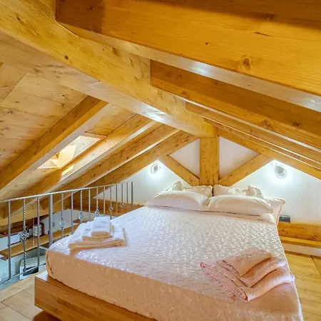 Amazing In With House Sea View *