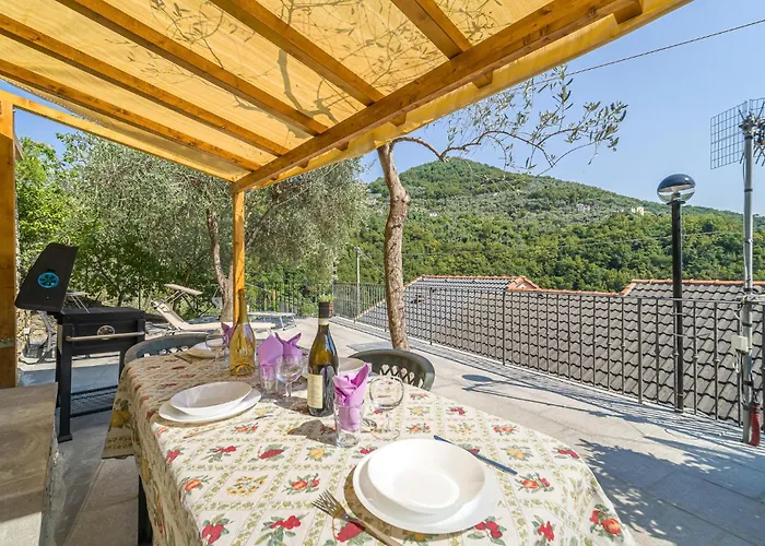Сasa de vacaciones 1 Bedroom In Avegno