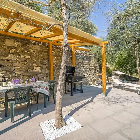 1 Bedroom In בית נופש